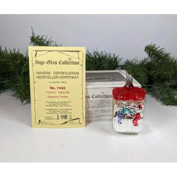 Inge Glas Puppet Theater 1983 Old World Christmas Ornament - Picture 1 of 3
